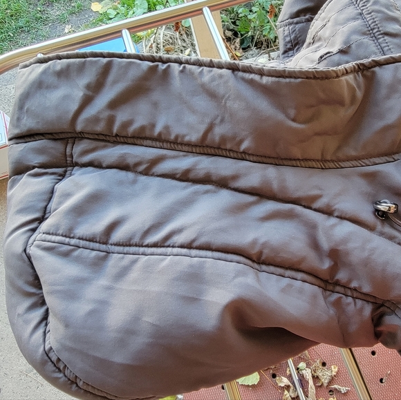 Calvin Klein Women's  grayQuilted Down Jacket Size Medium - Picture 6 of 13
